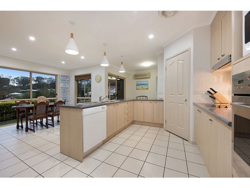 6 Gallery Pl, Little Mountain QLD 4551