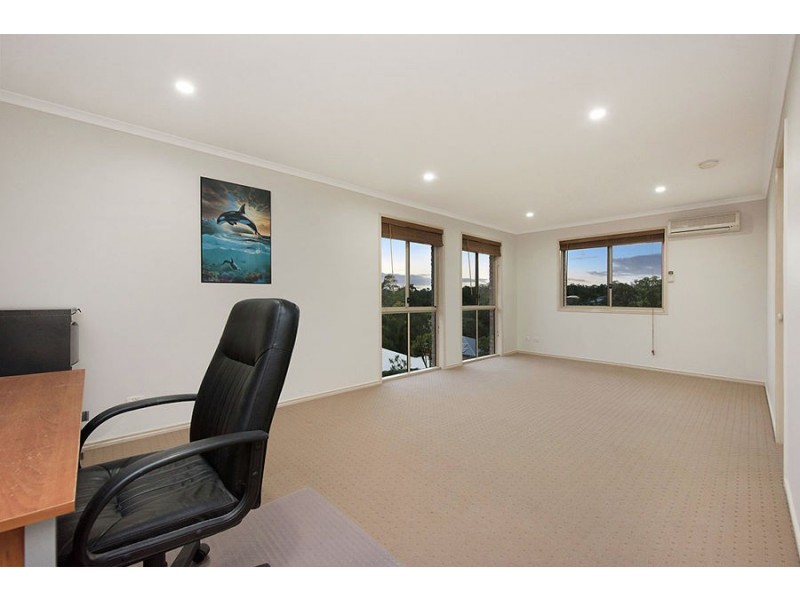 6 Gallery Pl, Little Mountain QLD 4551