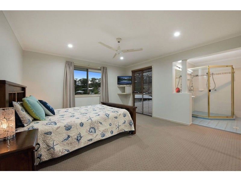 6 Gallery Pl, Little Mountain QLD 4551