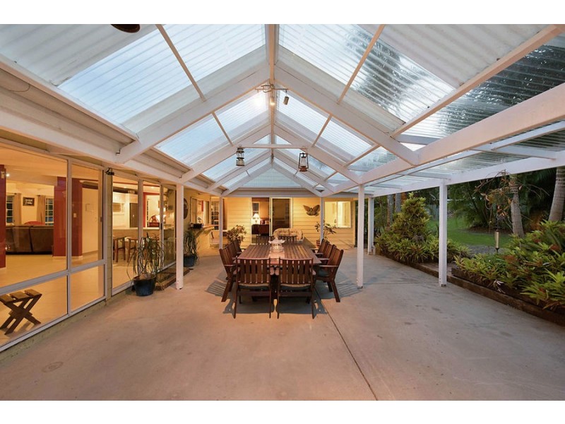 19 Woodroffe Street, Little Mountain QLD 4551