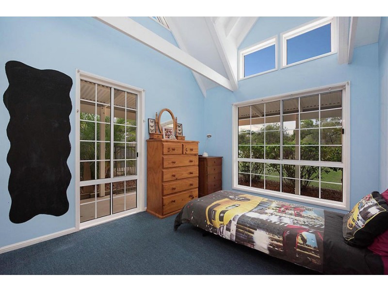 19 Woodroffe Street, Little Mountain QLD 4551