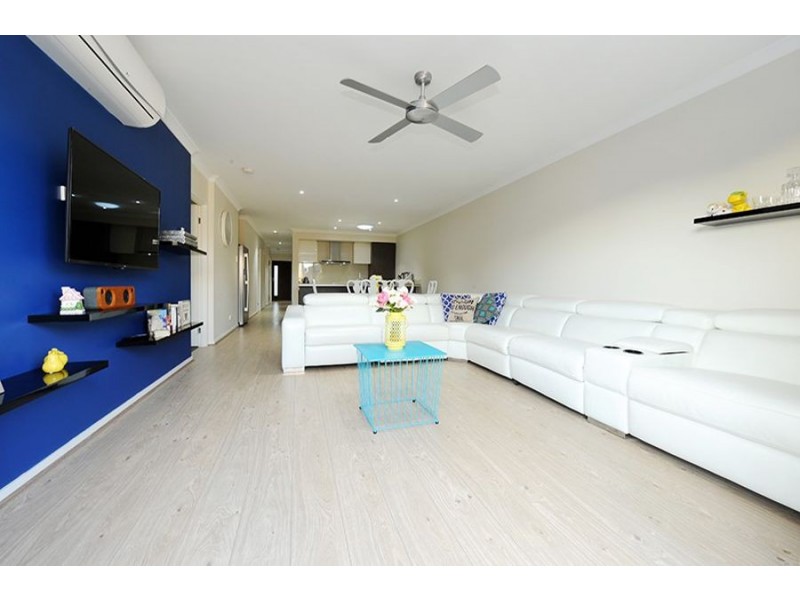 14 Coral Crescent, Caloundra West QLD 4551
