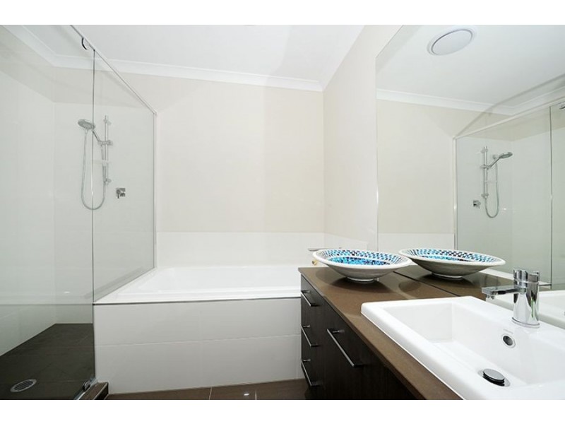 14 Coral Crescent, Caloundra West QLD 4551