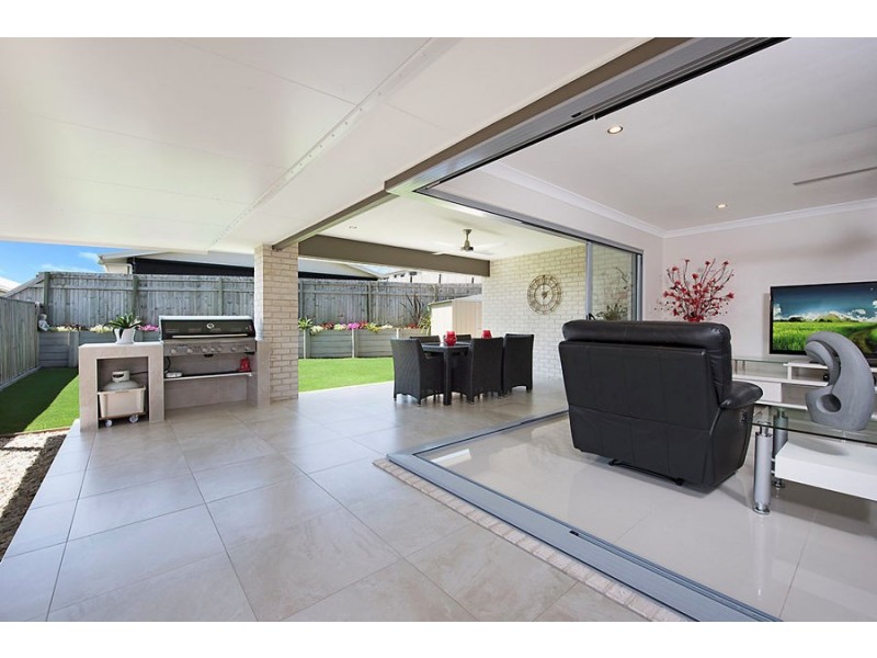 28 Sandstone Way, Little Mountain QLD 4551