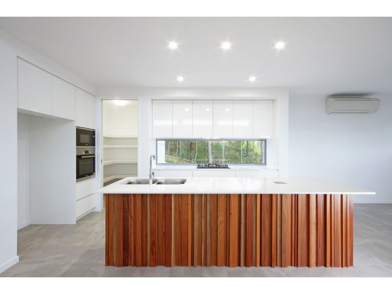 9 Glasswing Avenue, Palmview QLD 4553