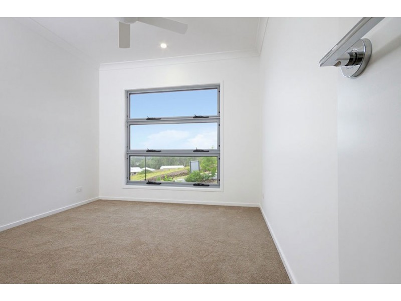 9 Glasswing Avenue, Palmview QLD 4553