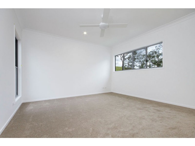 9 Glasswing Avenue, Palmview QLD 4553