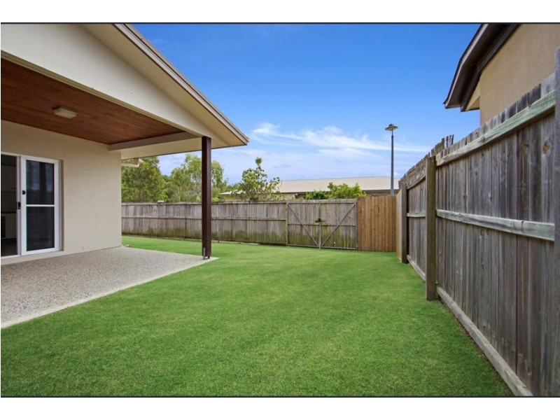 33 Northcote Crescent, Caloundra West QLD 4551