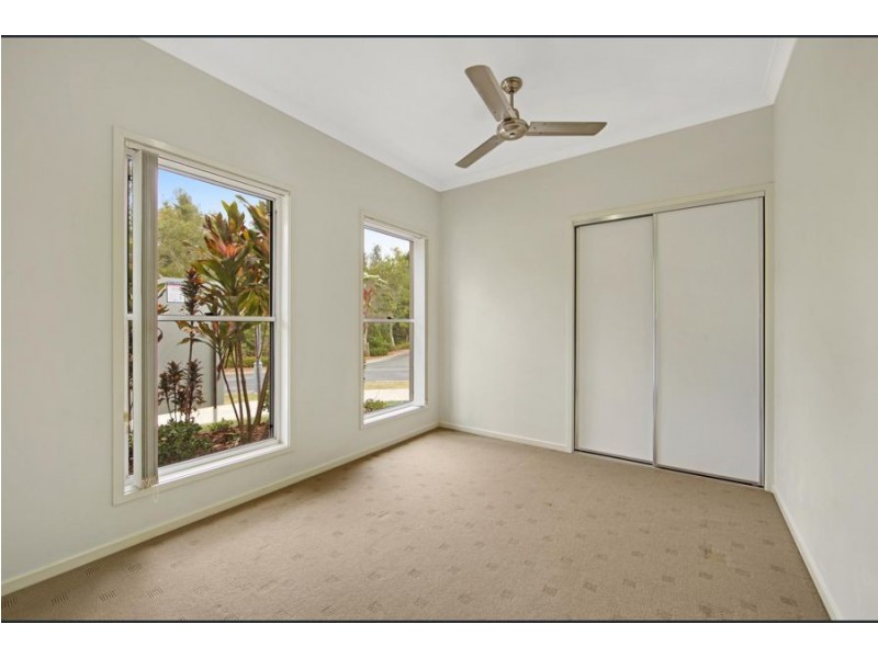 33 Northcote Crescent, Caloundra West QLD 4551