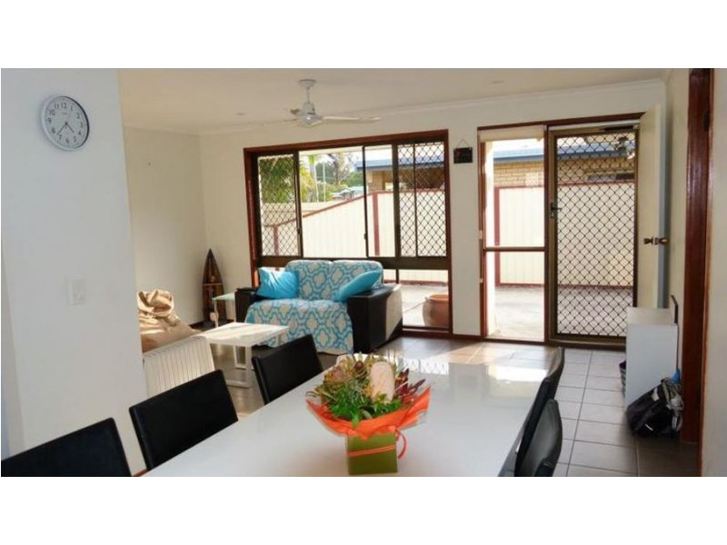 18 Blaxland St, Golden Beach QLD 4551