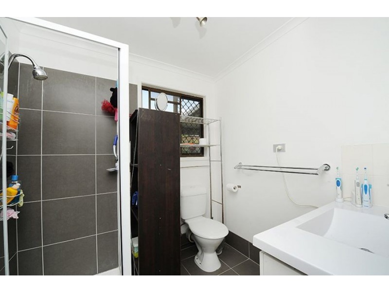 2 Mitchelli Court, Little Mountain QLD 4551