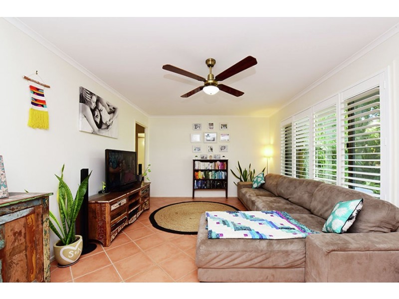 6 Roberts Street, Palmwoods QLD 4555