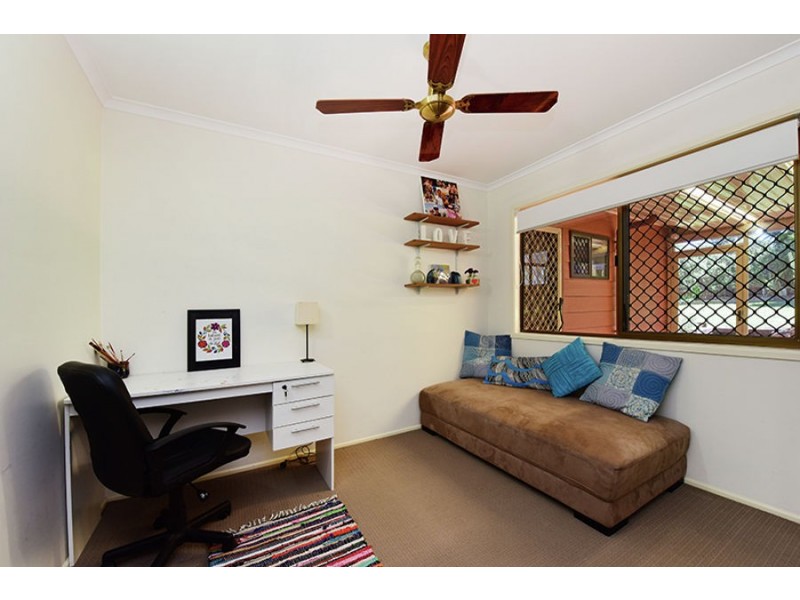 6 Roberts Street, Palmwoods QLD 4555
