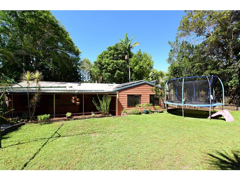 6 Roberts Street, Palmwoods QLD 4555