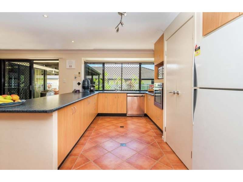 4 Vector Place, Little Mountain QLD 4551