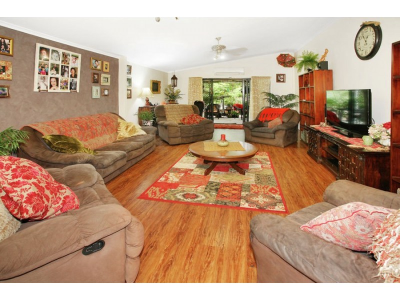 57 Fern Gully Place, Mooloolah Valley QLD 4553