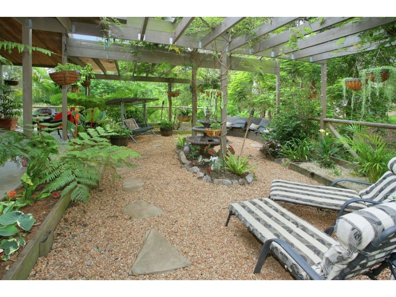 57 Fern Gully Place, Mooloolah Valley QLD 4553