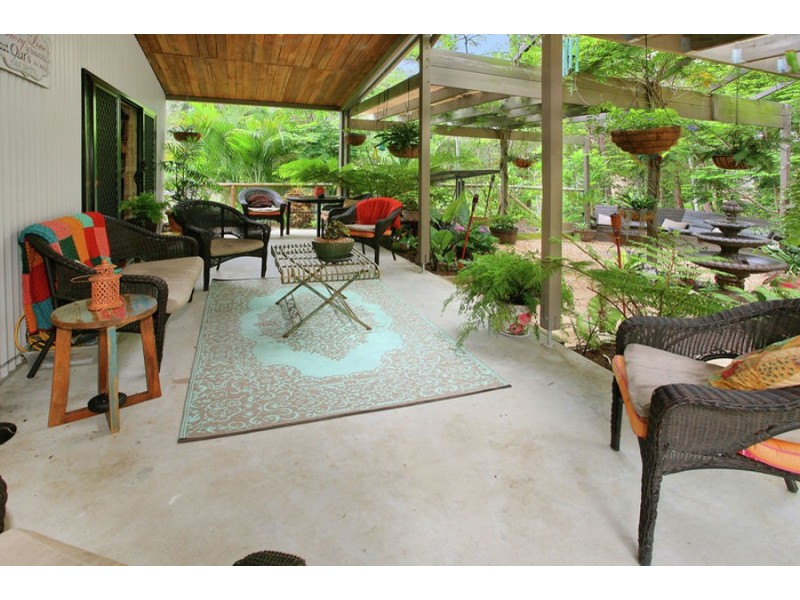 57 Fern Gully Place, Mooloolah Valley QLD 4553