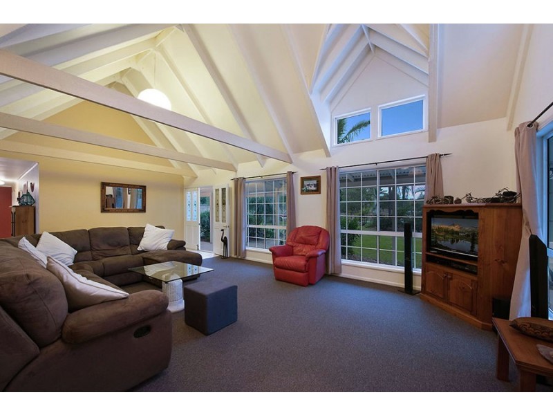 19 Woodroffe Street, Little Mountain QLD 4551