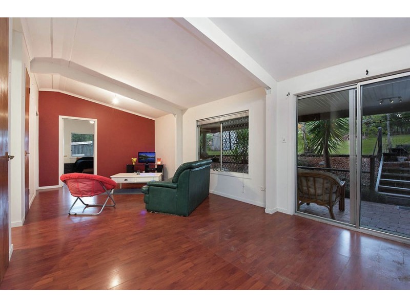 19 Woodroffe Street, Little Mountain QLD 4551