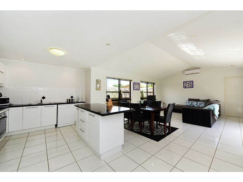 5 Bangalore Close, Caloundra West QLD 4551