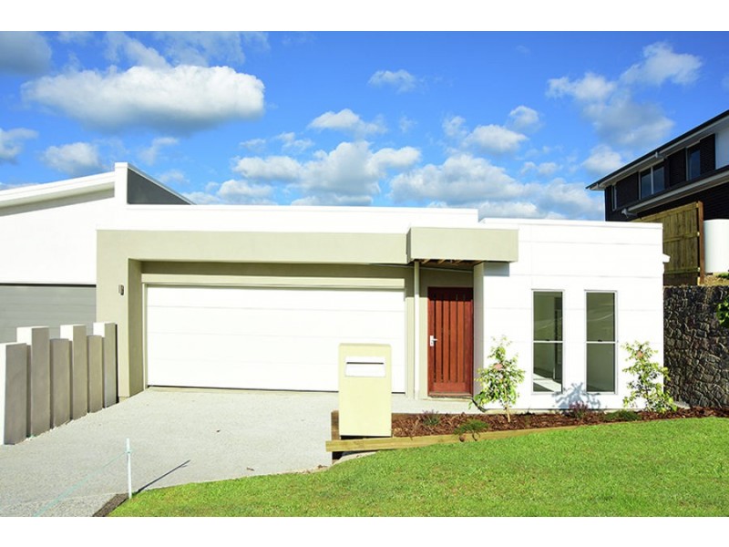 2 /23 Kingfisher Drive, Bli Bli QLD 4560