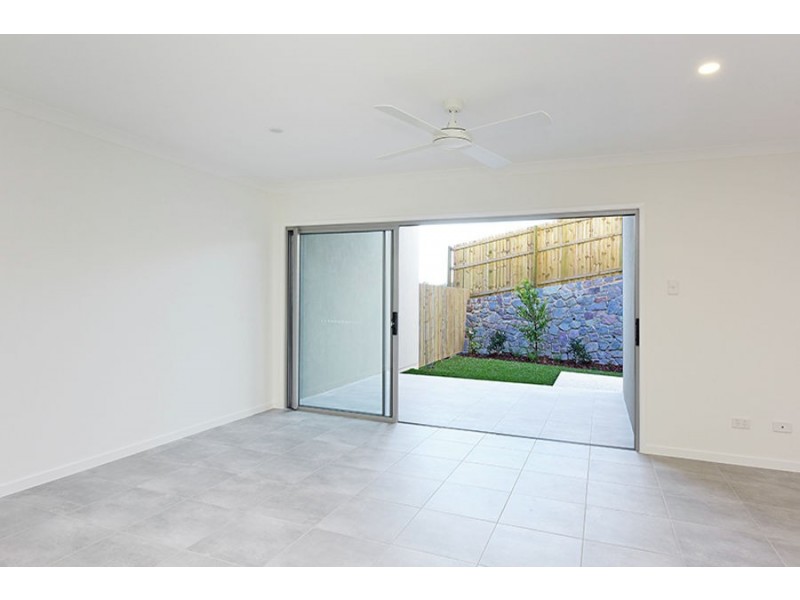 2 /23 Kingfisher Drive, Bli Bli QLD 4560