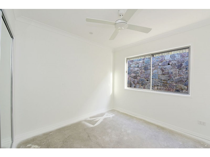 2 /23 Kingfisher Drive, Bli Bli QLD 4560