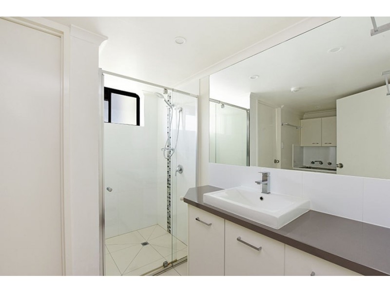 12/137 Mooloolaba Esplanade, Mooloolaba QLD 4557