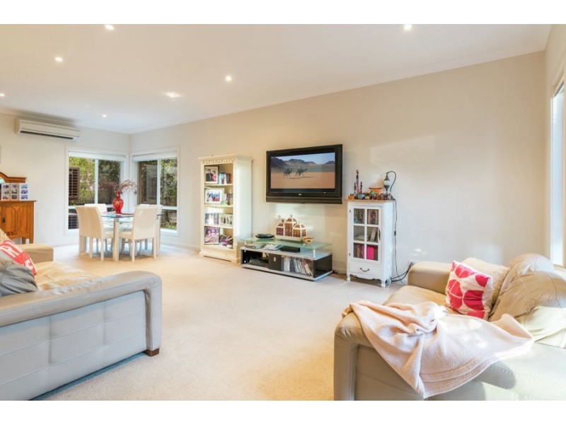 25 Little Mountain Drive, Little Mountain QLD 4551