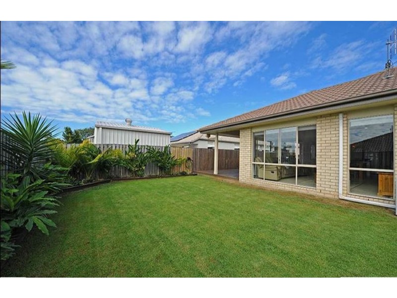 9 Elvena Circuit, Little Mountain QLD 4551