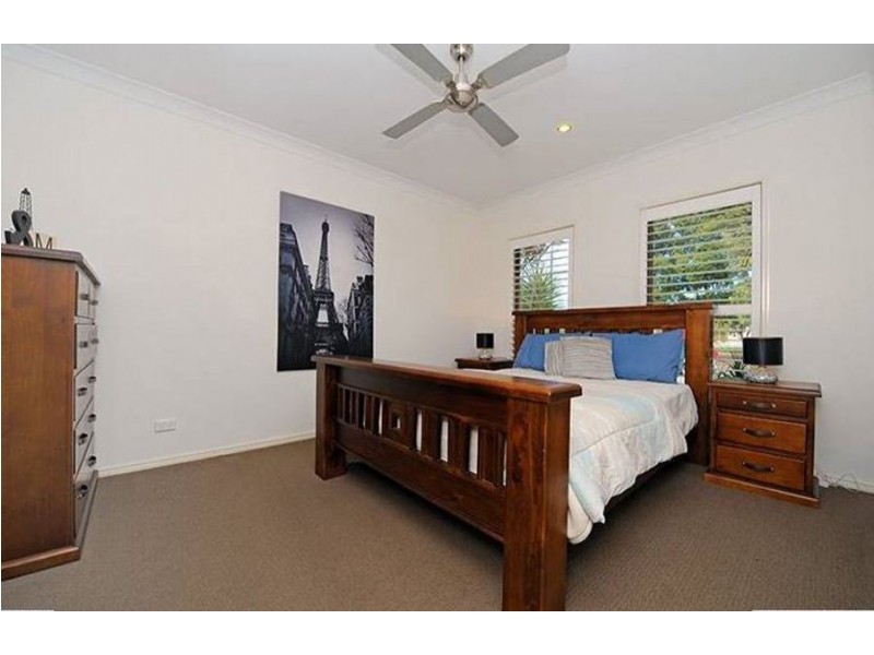 9 Elvena Circuit, Little Mountain QLD 4551