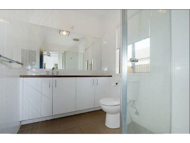 9 Elvena Circuit, Little Mountain QLD 4551