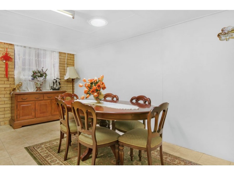 1/18 Ambako Place, Golden Beach QLD 4551