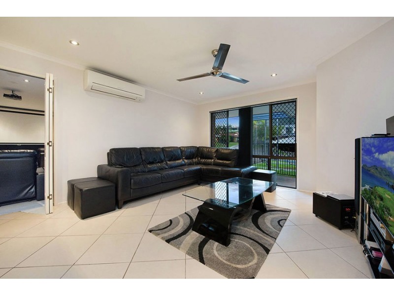 3 Rossiter Place, Aroona QLD 4551