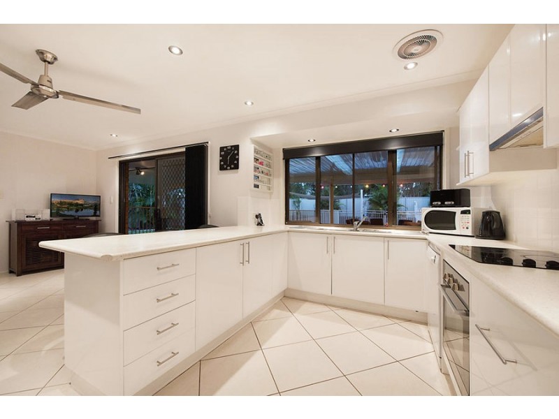 3 Rossiter Place, Aroona QLD 4551