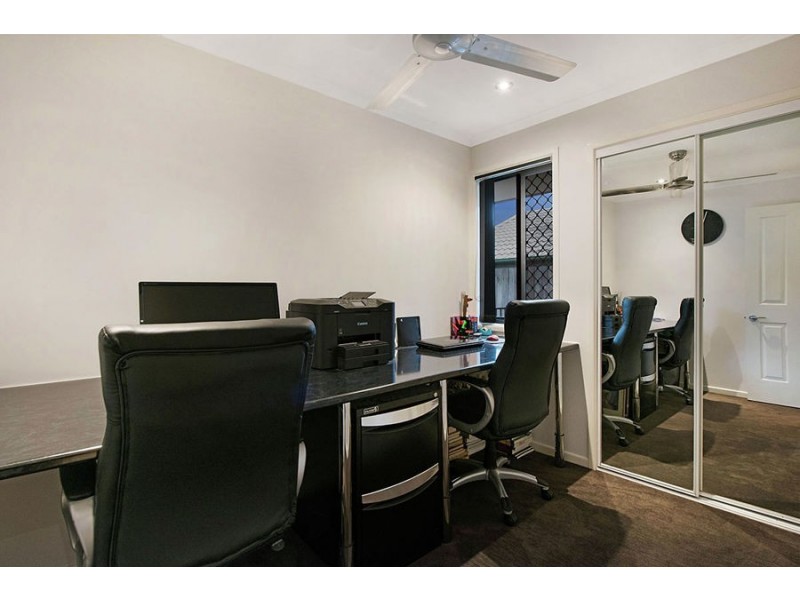 3 Rossiter Place, Aroona QLD 4551