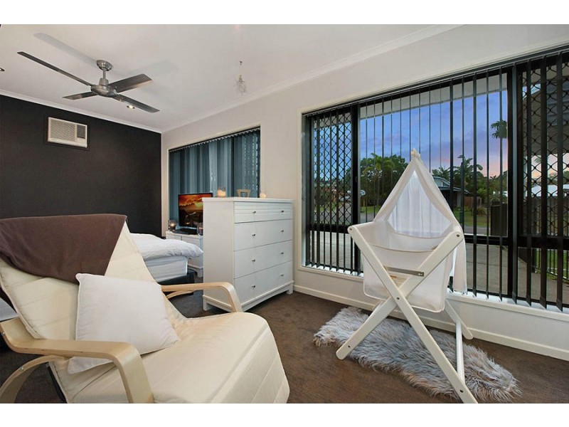 3 Rossiter Place, Aroona QLD 4551