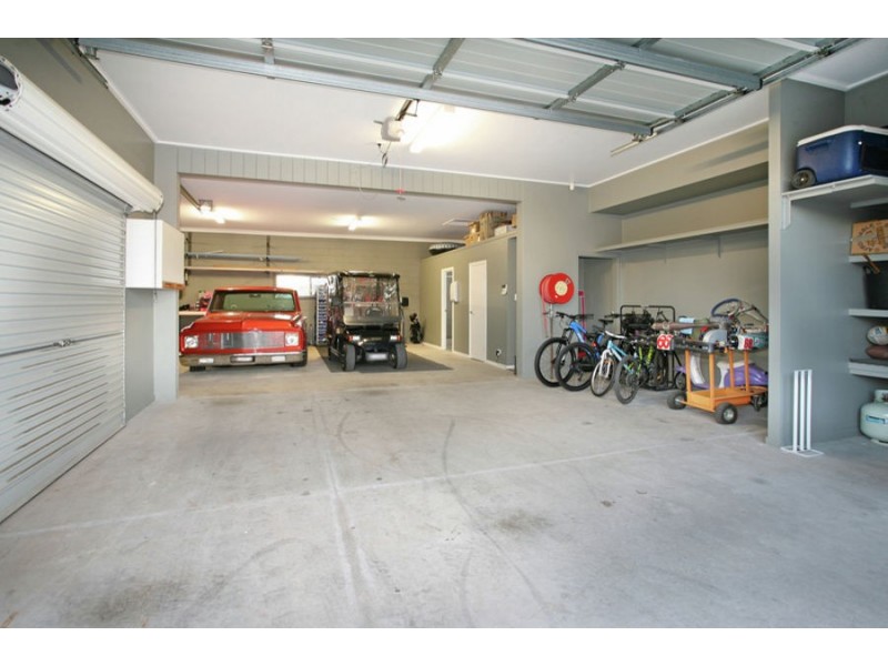 10 Homestead Drive, Little Mountain QLD 4551