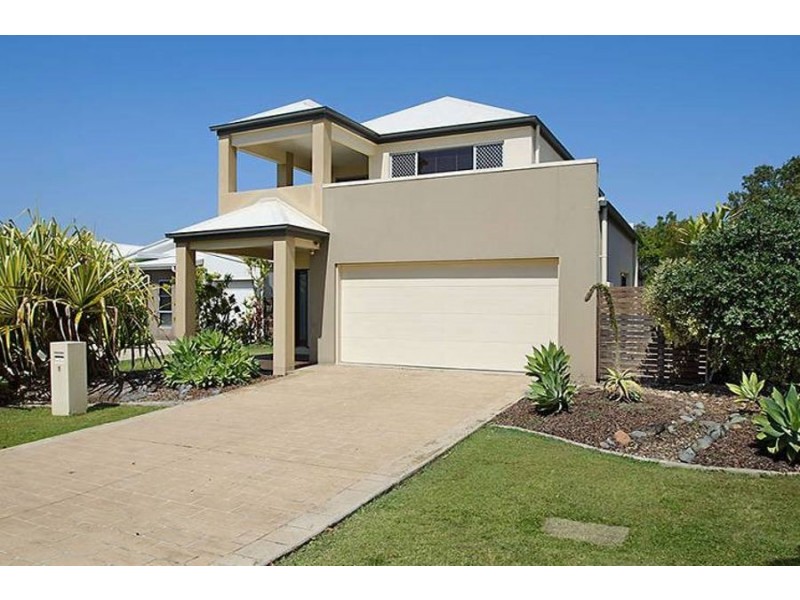8 Madagascar Court, Kawana Island QLD 4575