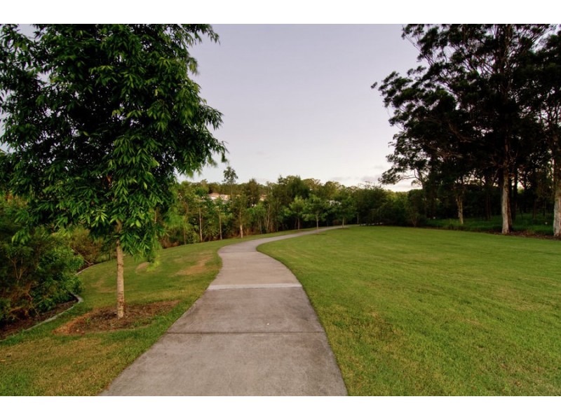 11 Highland Terrace, Little Mountain QLD 4551