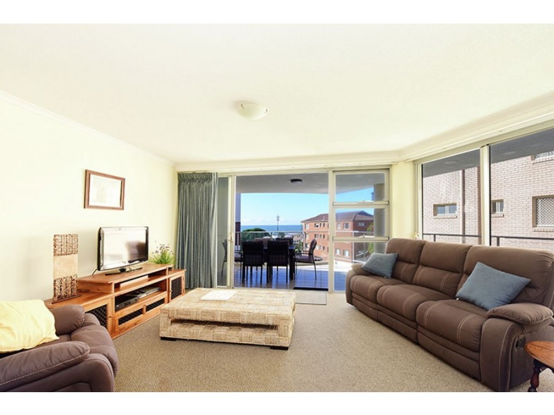 10/13 Mahia Terrace, Kings Beach QLD 4551