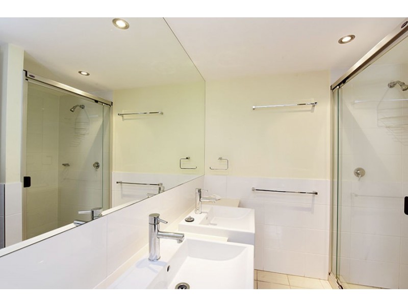 10/13 Mahia Terrace, Kings Beach QLD 4551