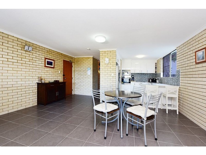 2/9 Verney Street, Kings Beach QLD 4551
