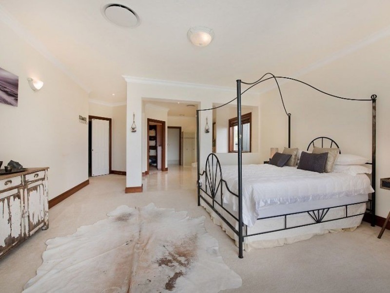 6 Sea Glint Place, Pelican Waters QLD 4551