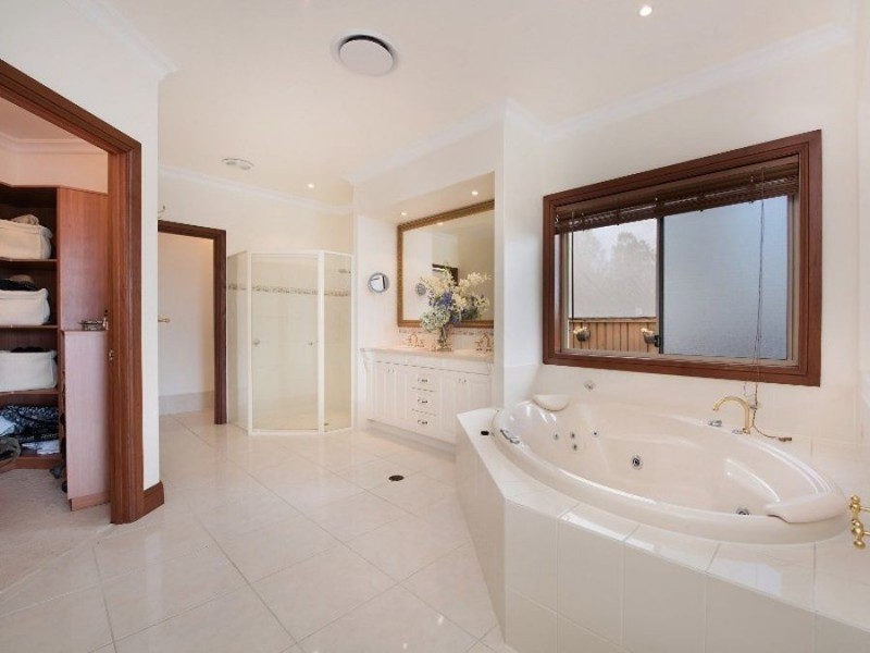 6 Sea Glint Place, Pelican Waters QLD 4551