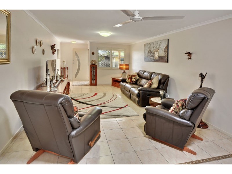 2/75 Caloundra Road, Little Mountain QLD 4551