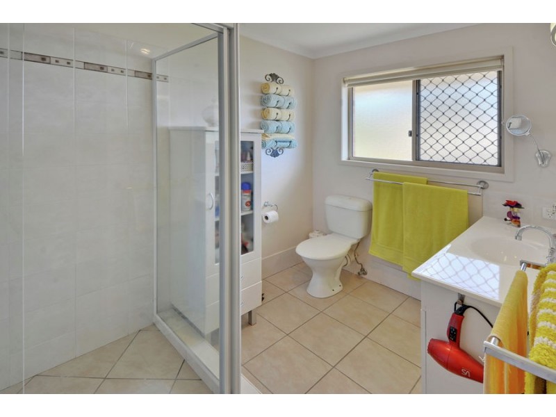 2/75 Caloundra Road, Little Mountain QLD 4551