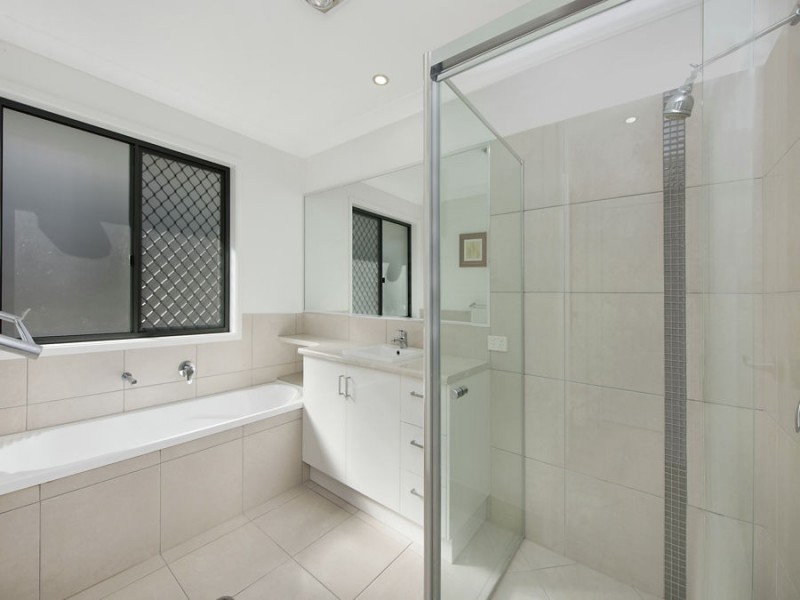 72 Little Mountain Drive, Little Mountain QLD 4551