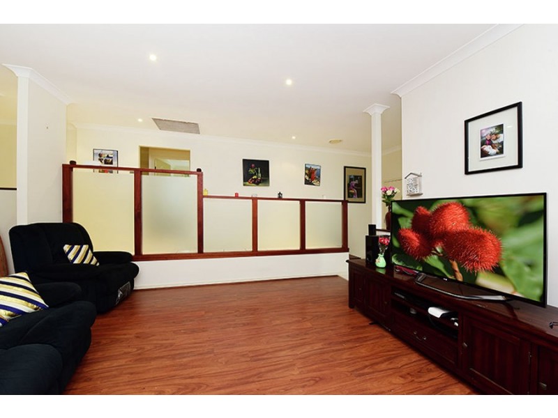9 The Parkway, Aroona QLD 4551